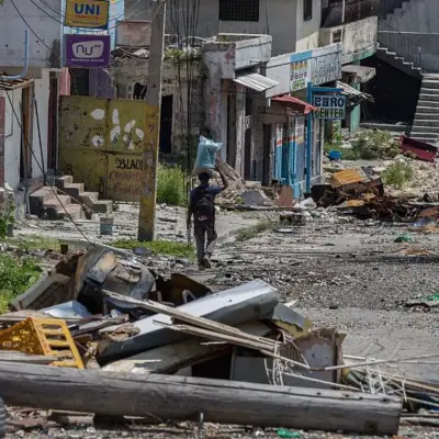 UN approves larger force to combat Haiti gang violence